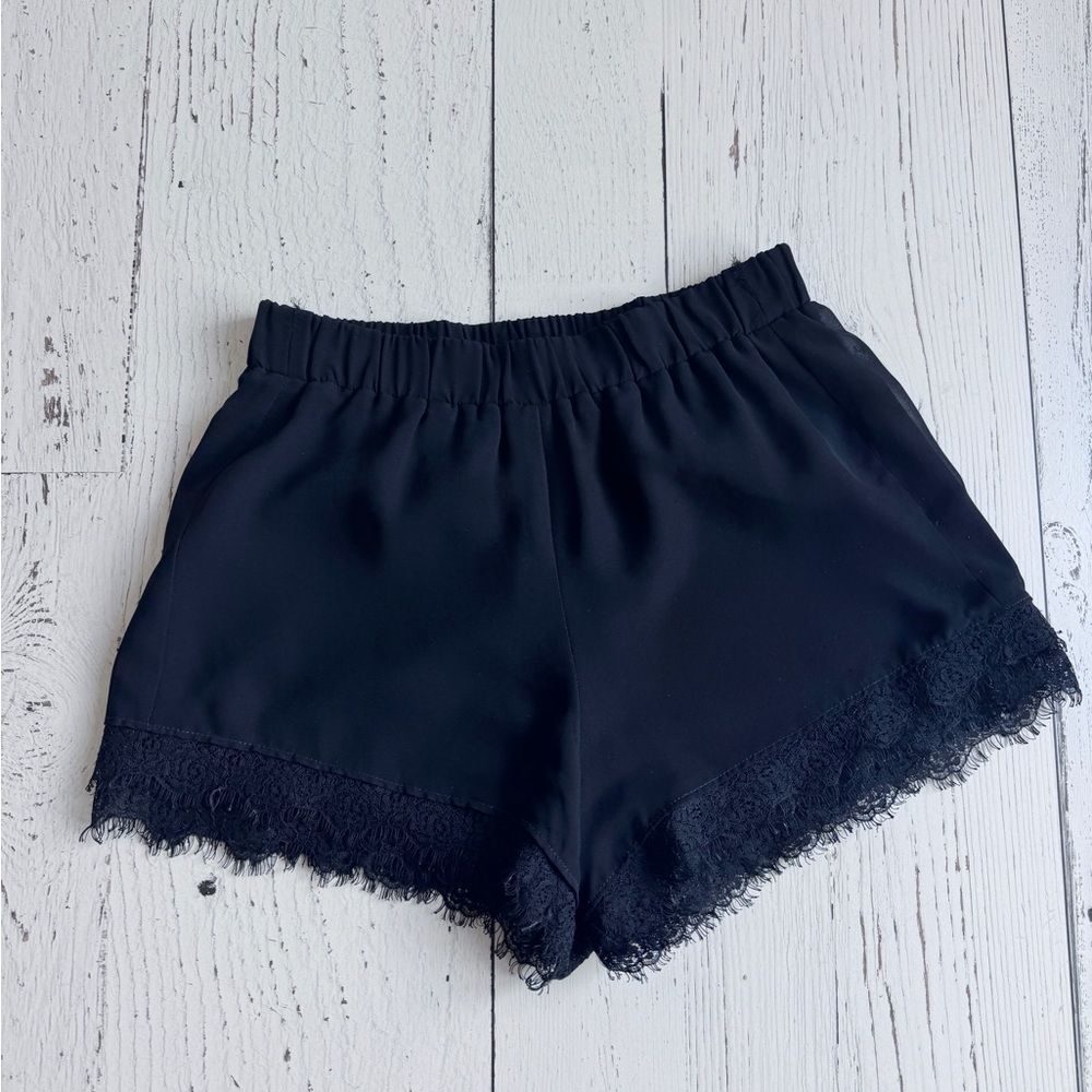 Zara - Black Lace Shorts